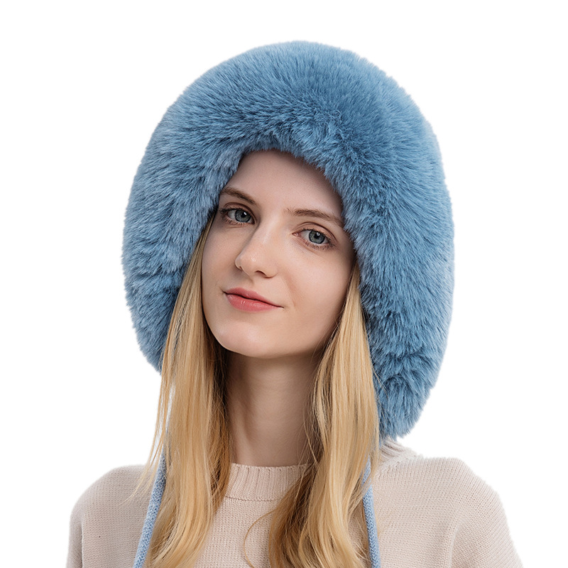 Autumn and winter women's pullover hat with three fur balls, outdoor thickened velvet and cold-proof warm solid color knitted hat