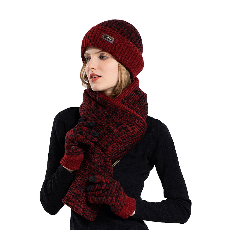 Men's winter outdoor three-piece set of hats, gloves and scarves, plus velvet and warm earmuffs, knitted wool hats for women