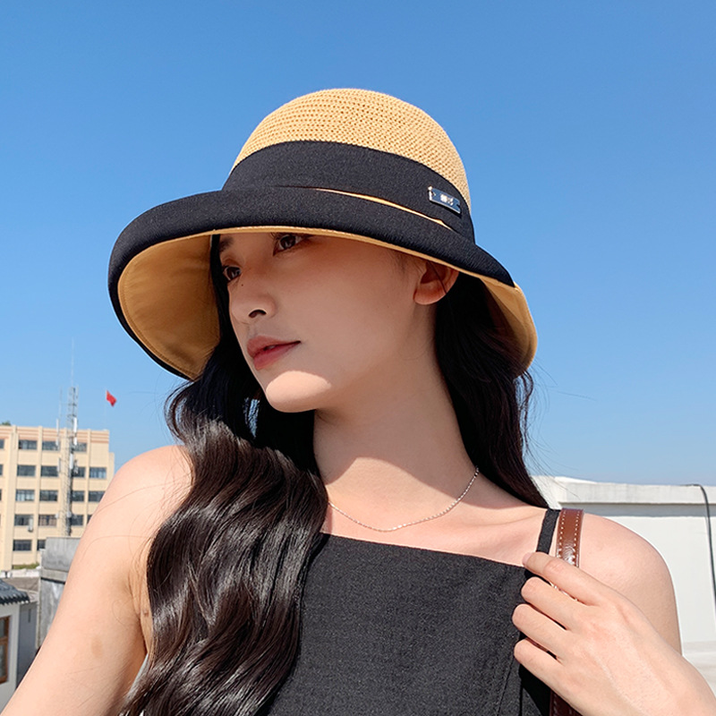 Women's sun-protective bucket hat, fashionable spring/summer wide-brimmed sun hat, face-shaping, UV-protective, breathable, and flattering.