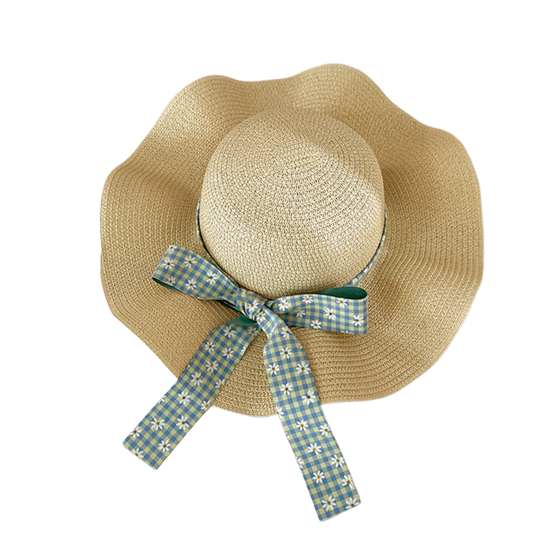 Women's summer straw hat with wavy brim and bow, wide brim, perfect for beach vacations, sun protection.
